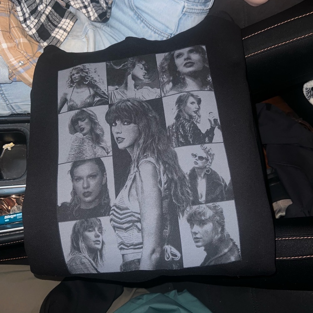 Taylor Swift EXCLUSIVE Eras Tour Black Hoodie Large